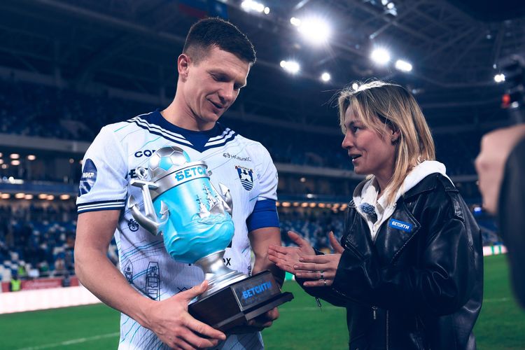 «Балтика» получила трофей за победу в БЕТСИТИ Кубке Морского боя