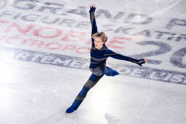 Рекорд Малинина, серебро бывшего россиянина: итоги дня на ЧМ-2025