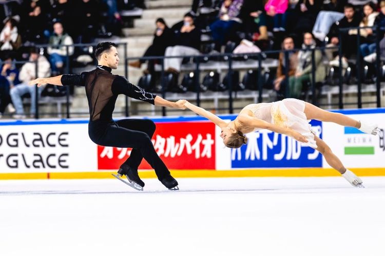 Минерва Фабьенне Хазе и Никита Володин. Источник: ISU