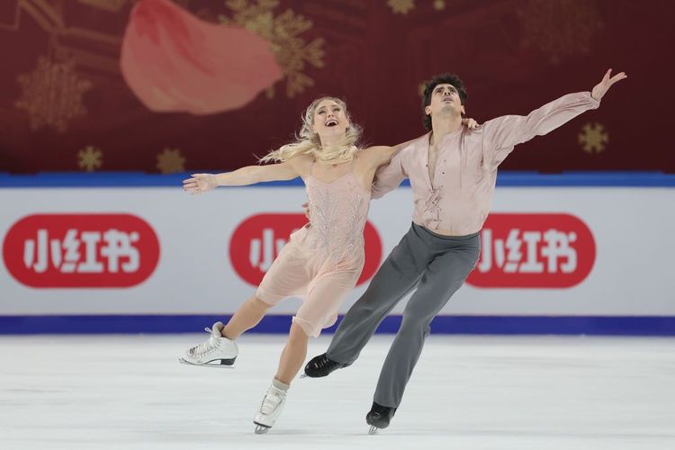 Пайпер Гиллес и Поль Пуарье. Источник: ISU