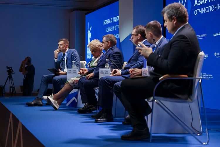 Источник: PARI