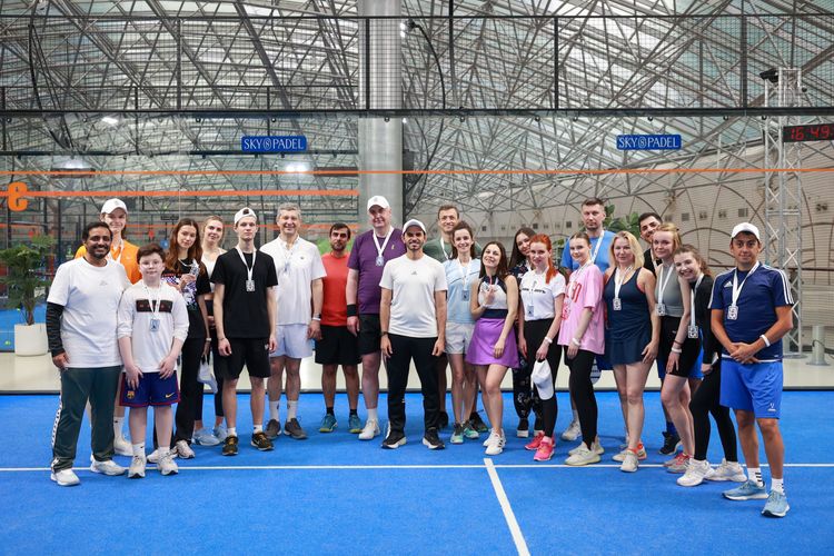 Посол ОАЭ провел матчи по паделу среди чиновников и дипломатов в Москве